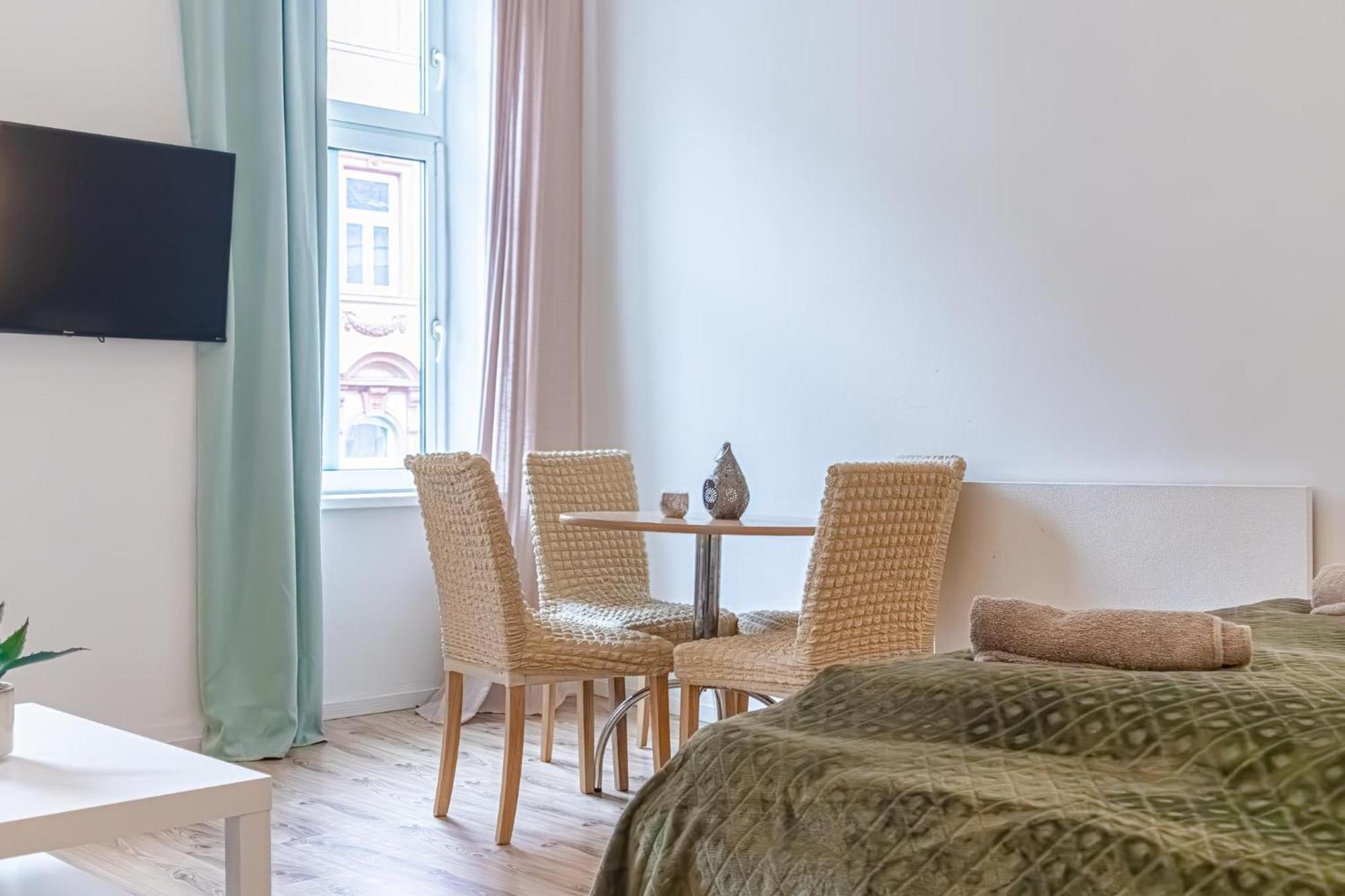 شقة Budget-Friendly 2Br Apt With Great Location فيينا المظهر الخارجي الصورة