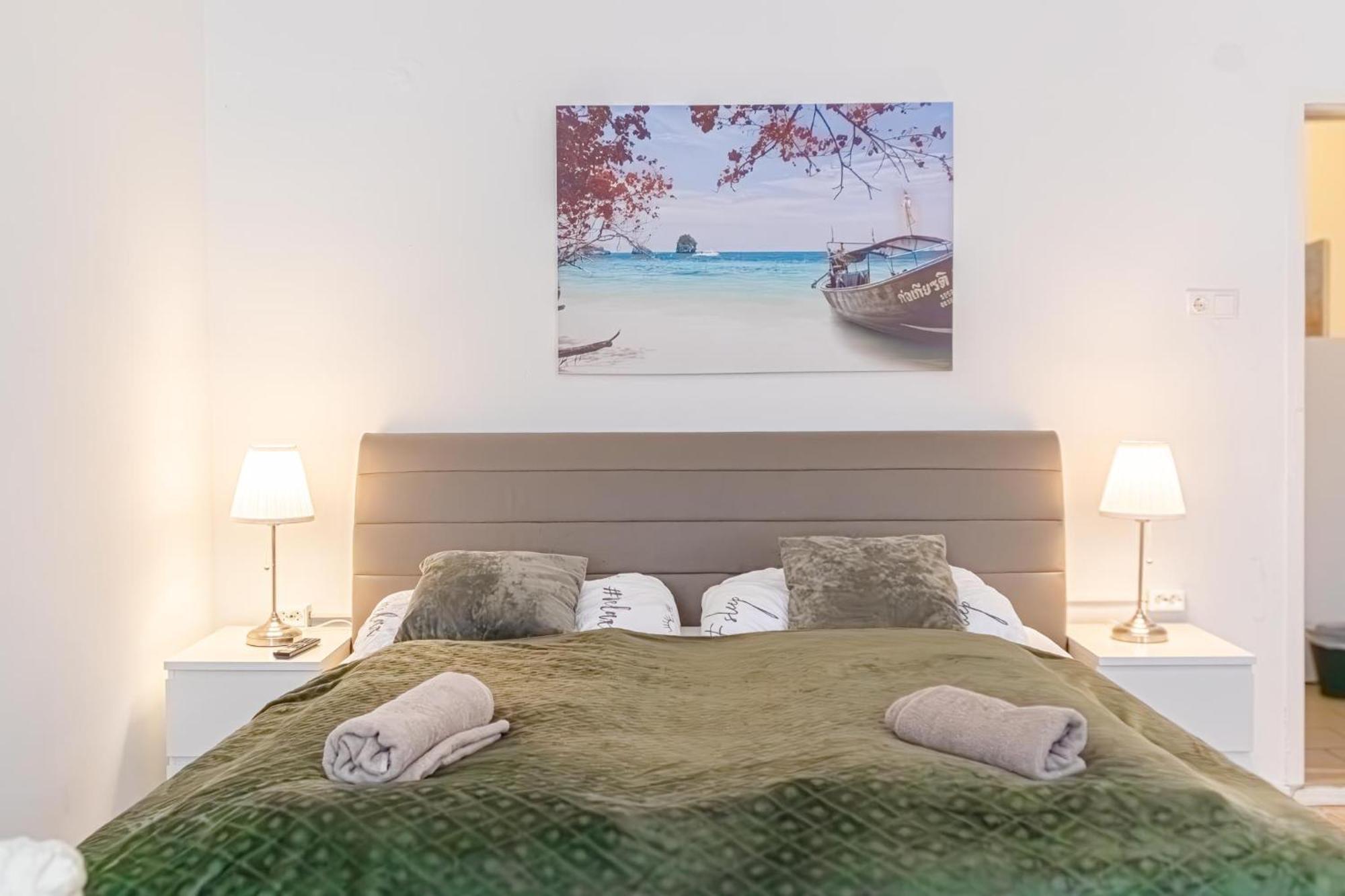 شقة Budget-Friendly 2Br Apt With Great Location فيينا المظهر الخارجي الصورة