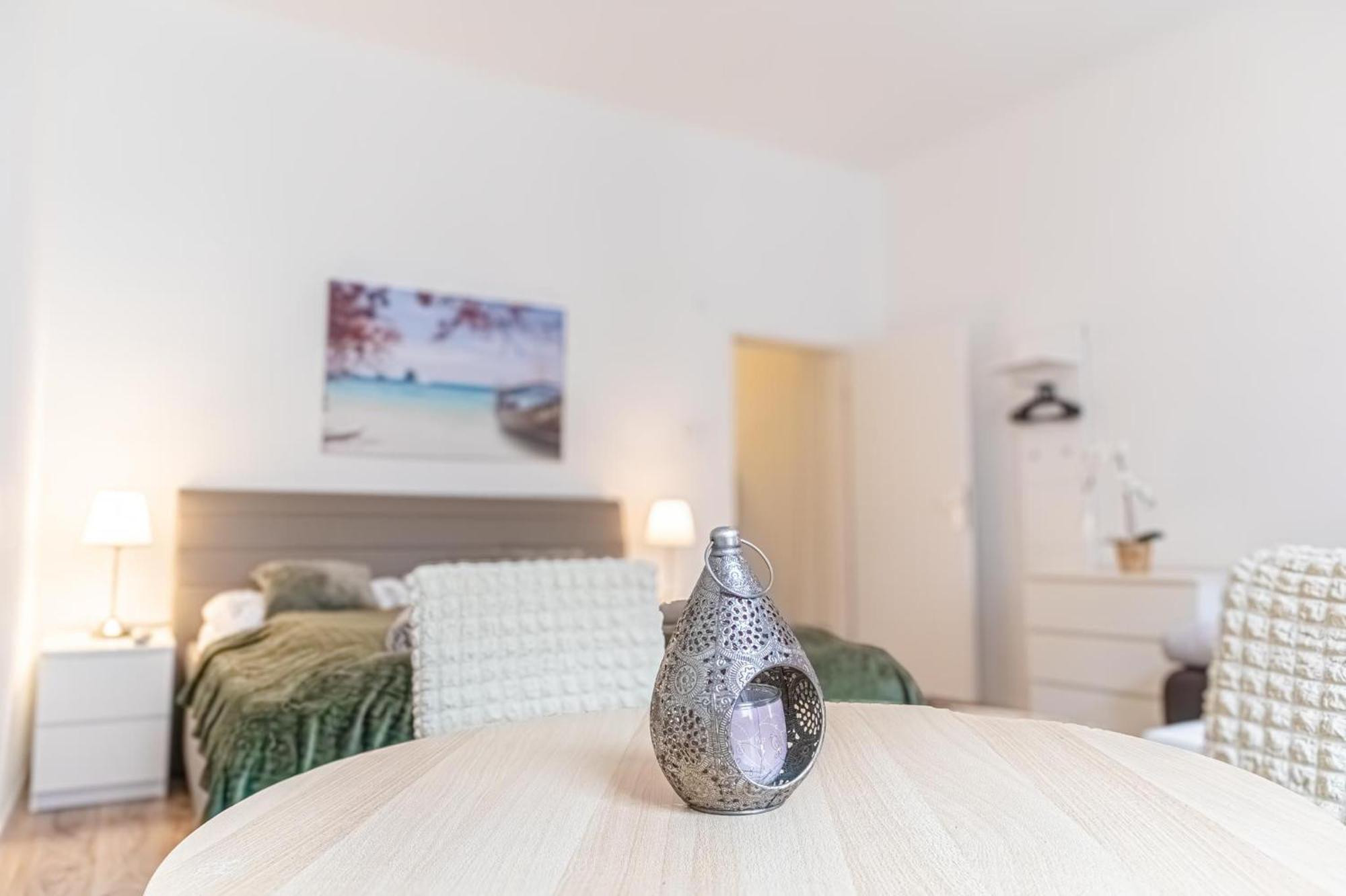 شقة Budget-Friendly 2Br Apt With Great Location فيينا المظهر الخارجي الصورة