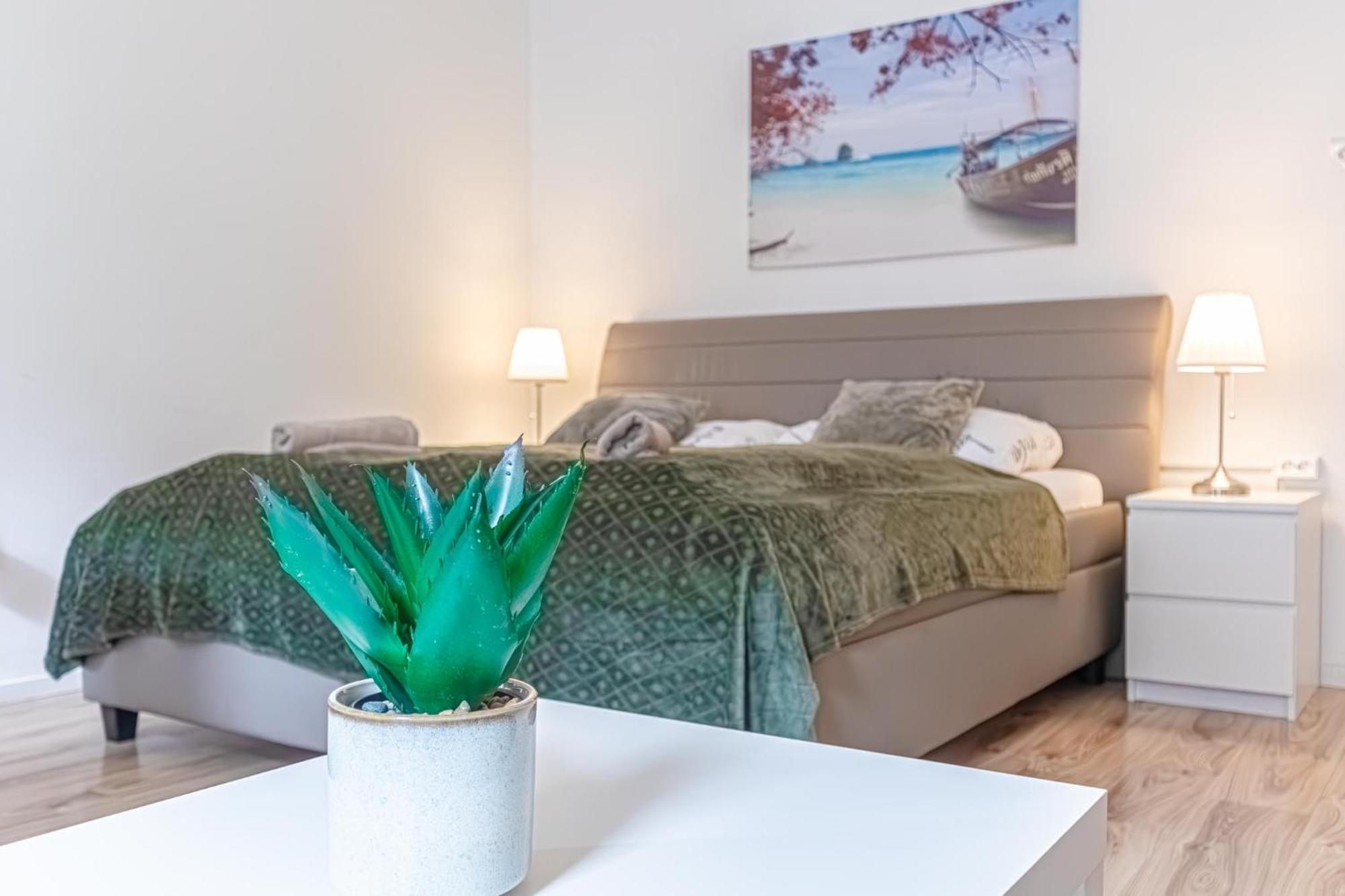 شقة Budget-Friendly 2Br Apt With Great Location فيينا المظهر الخارجي الصورة